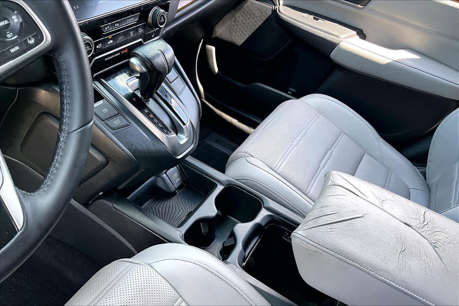 Used 2017 Honda CR-V Touring image 15