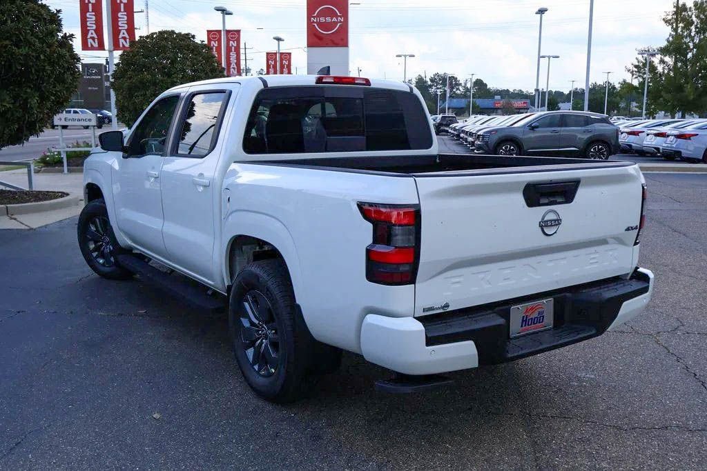 New 2026 Nissan Frontier SV image 2