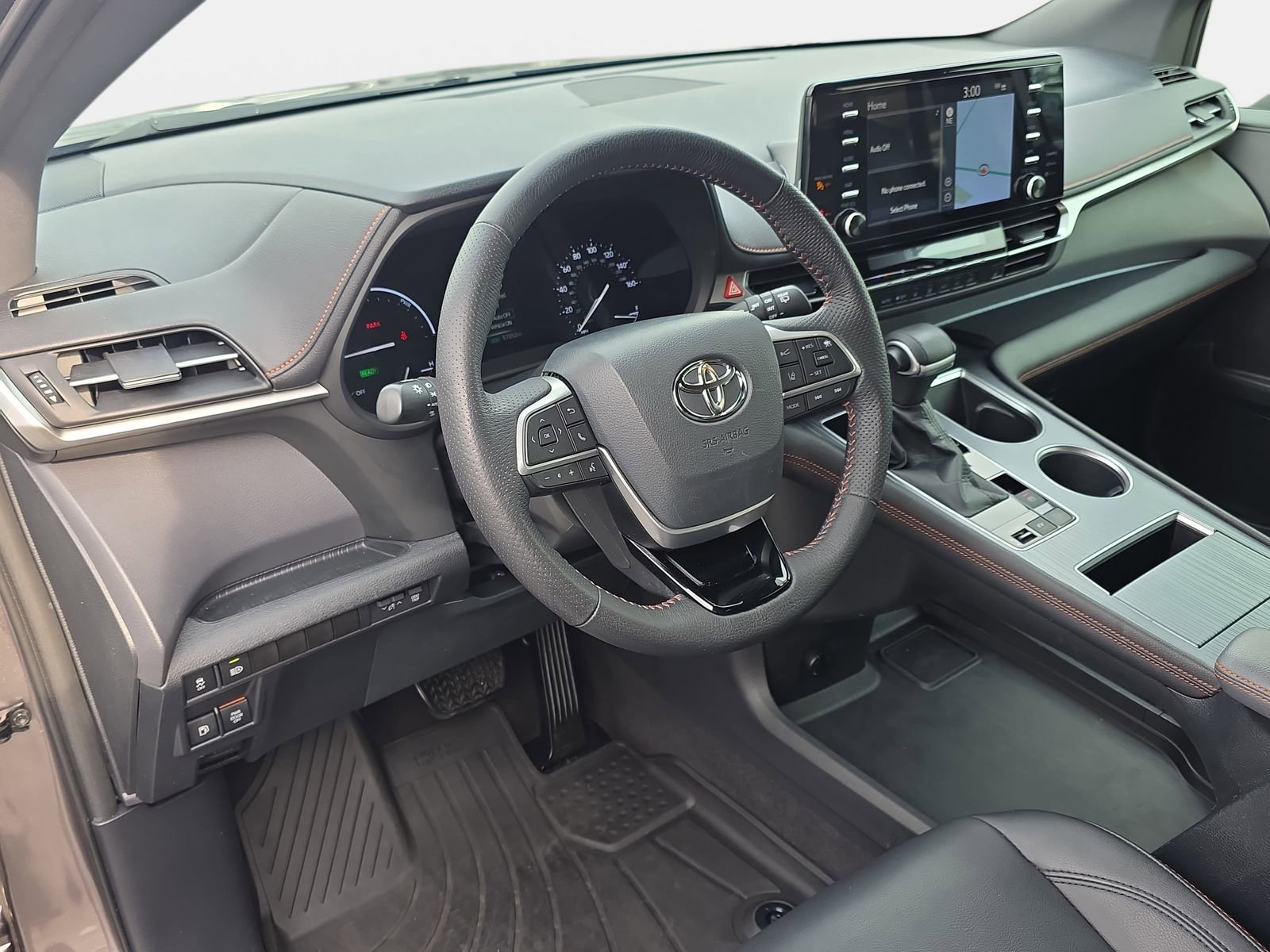 Used 2022 Toyota Sienna XSE image 17