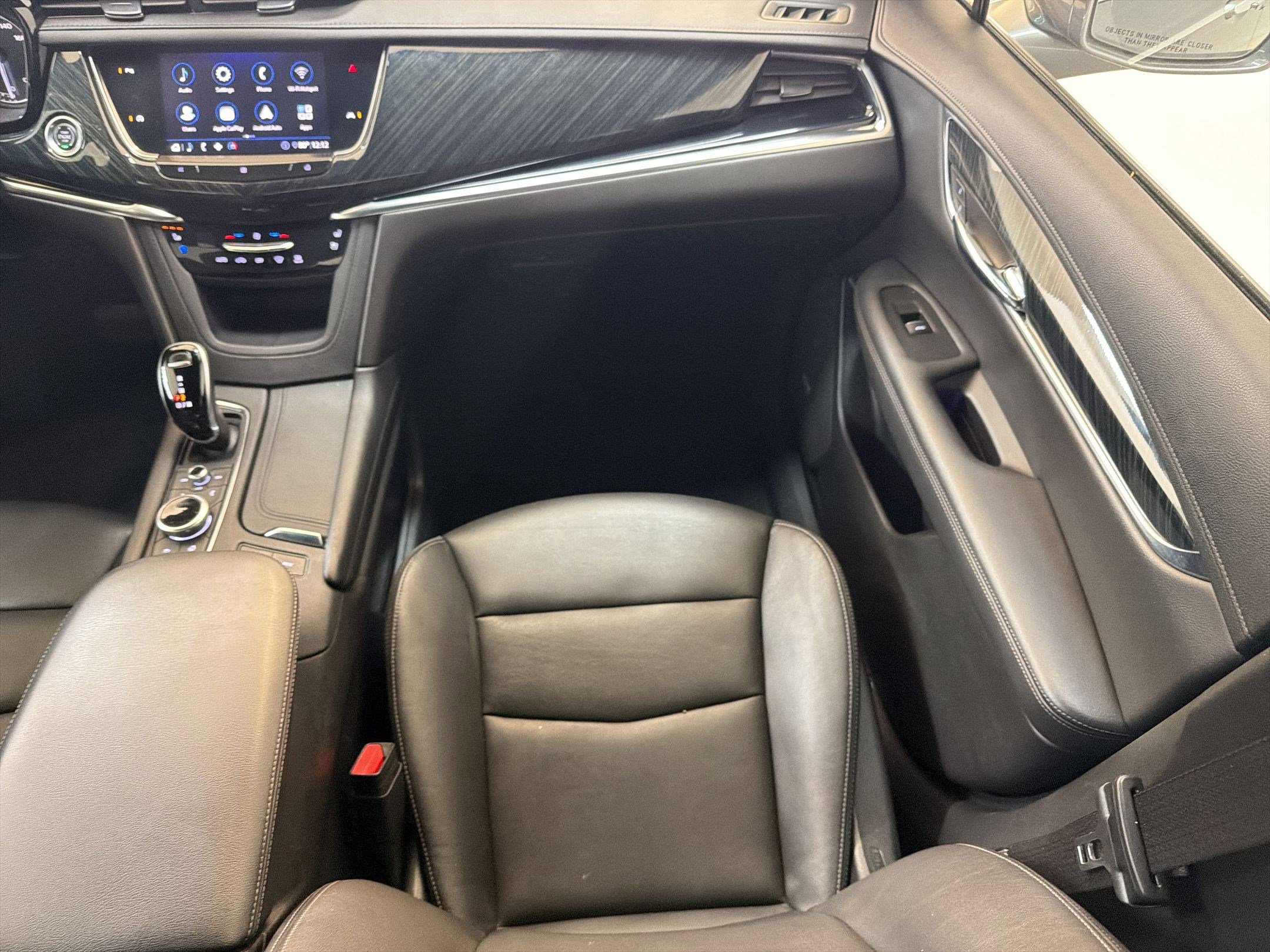 Used 2020 Cadillac XT6 Premium Luxury image 27