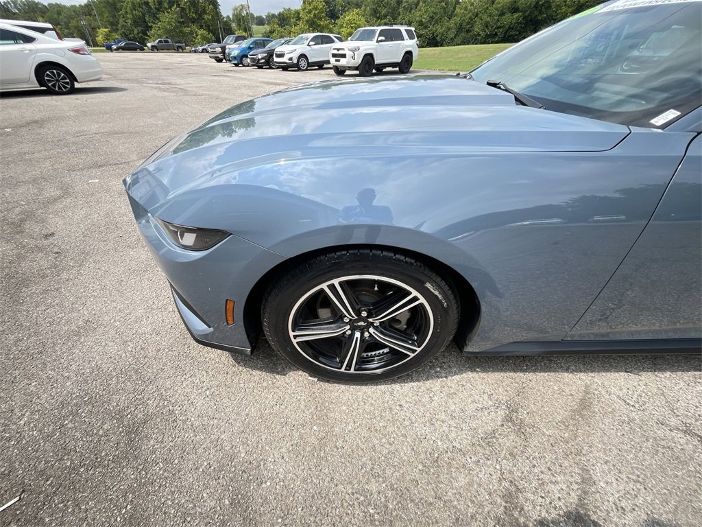 Used 2024 Ford Mustang Coupe image 10