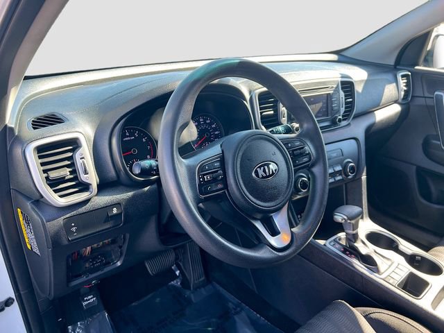 Used 2017 Kia Sportage LX image 9