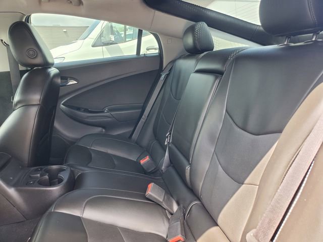 Used 2018 Chevrolet Volt Premier FWD image 25