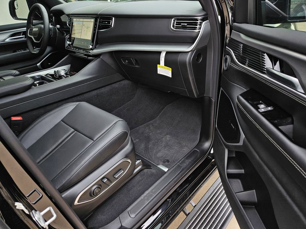 New 2026 Jeep Grand Wagoneer Limited image 10