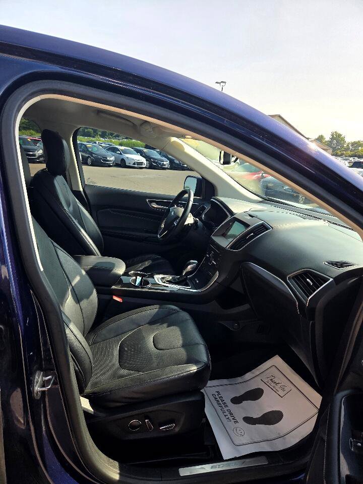 Used 2016 Ford Edge Titanium w/ Equipment Group 301A image 15