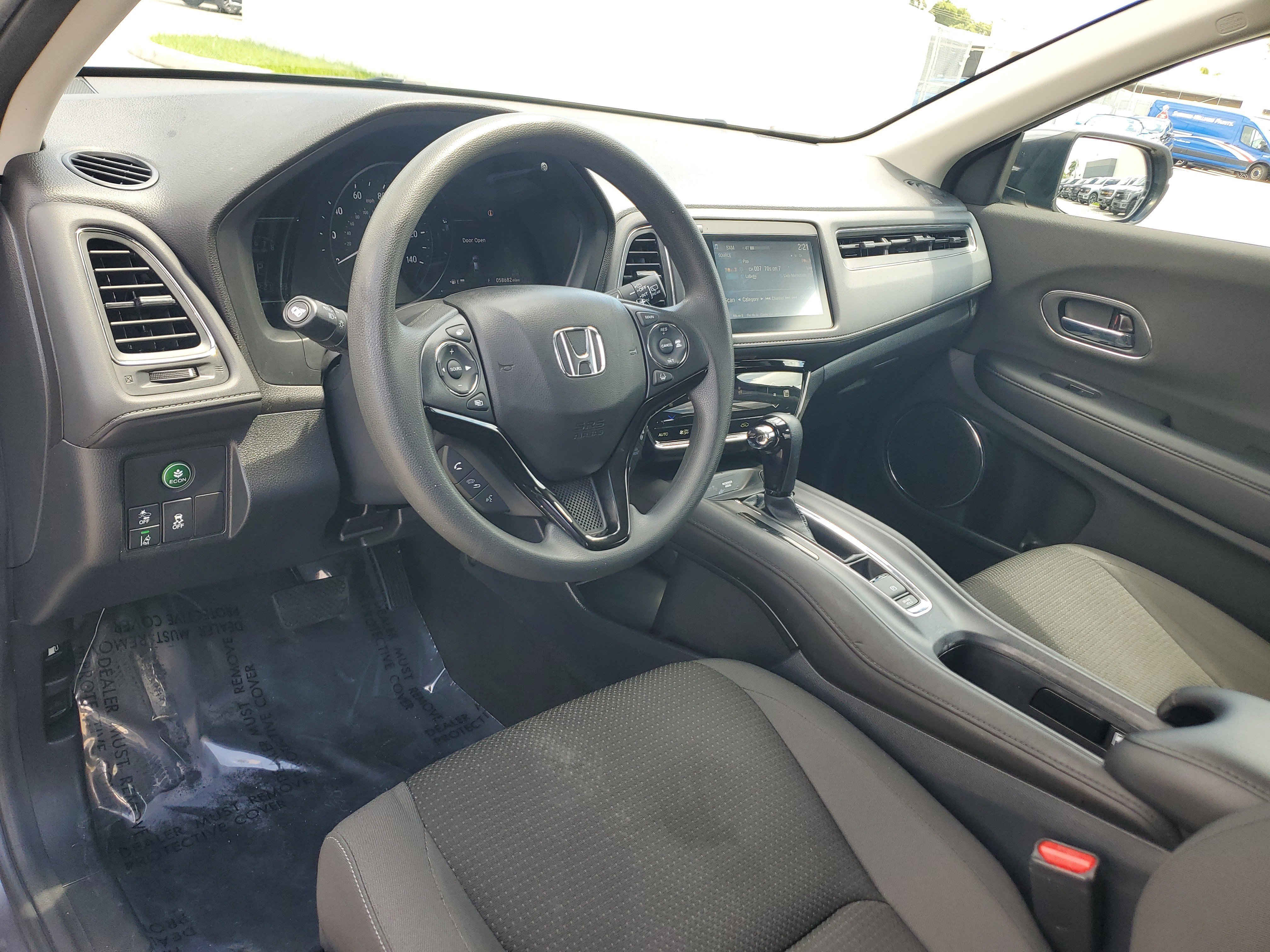 Used 2022 Honda HR-V EX image 9