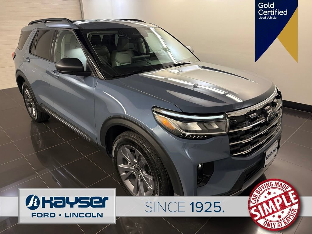 Used 2025 Ford Explorer Active w/ Active Comfort Package AWD/4WD image 1