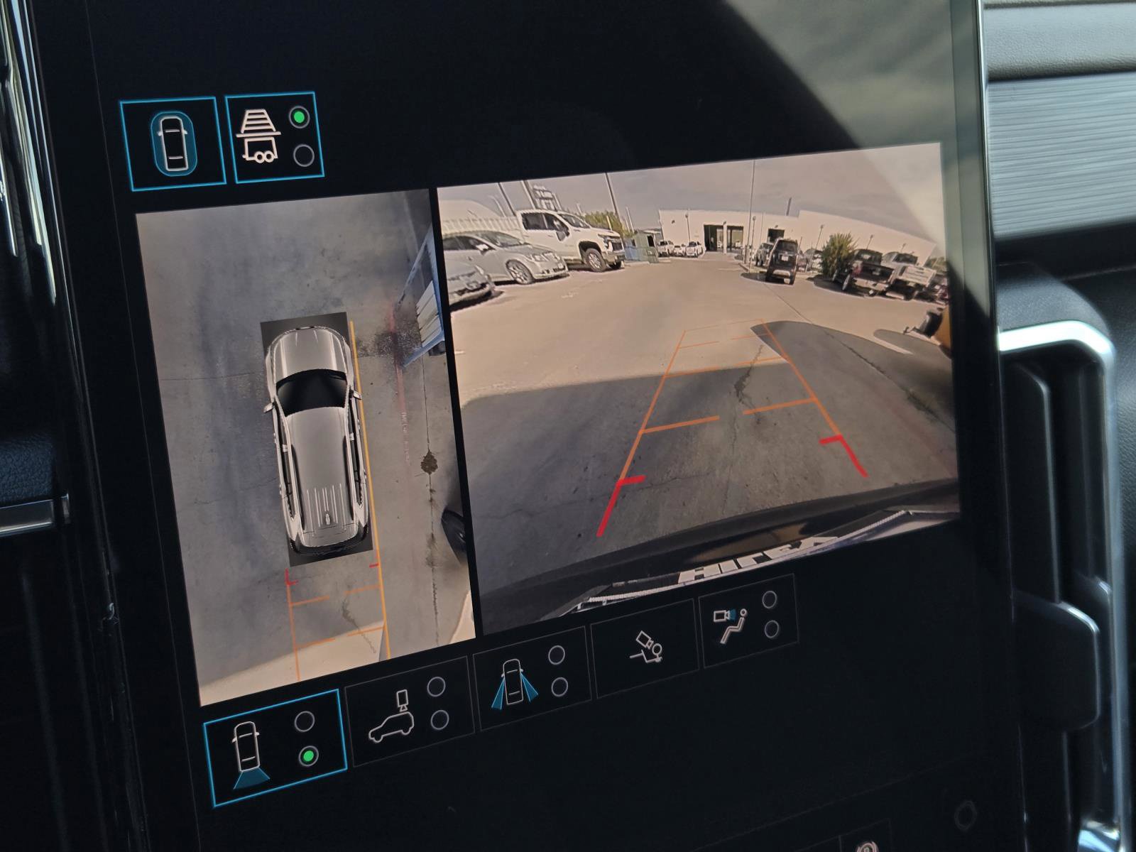 New 2027 GMC Acadia Elevation FWD image 7