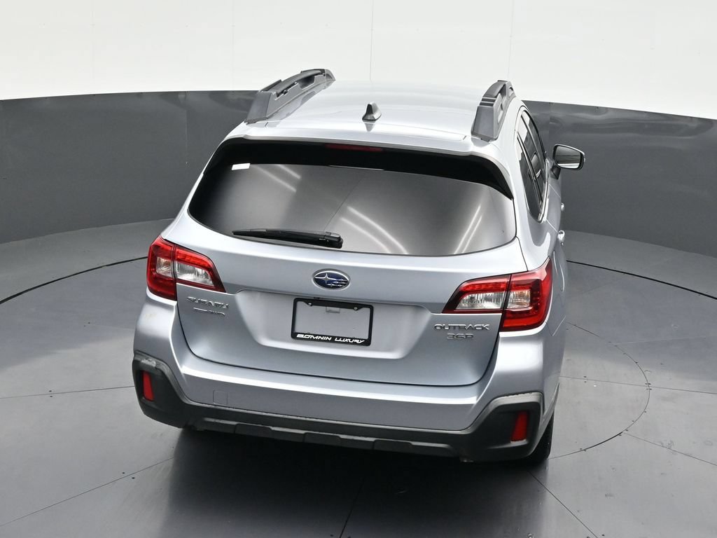 Used 2019 Subaru Outback 3.6R Limited AWD/4WD image 23