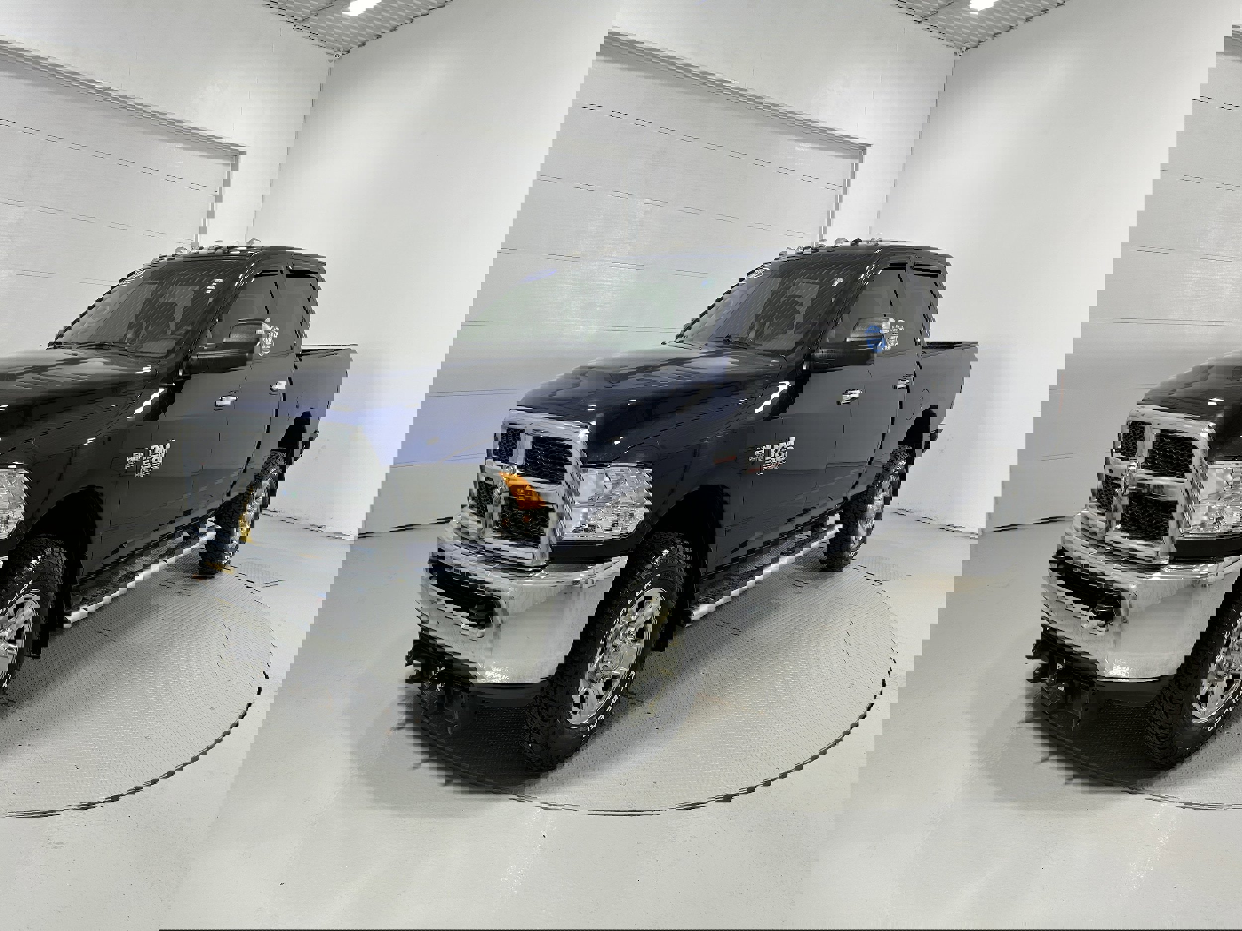 Used 2018 RAM 2500 SLT w/ Snow Chief Group image 19