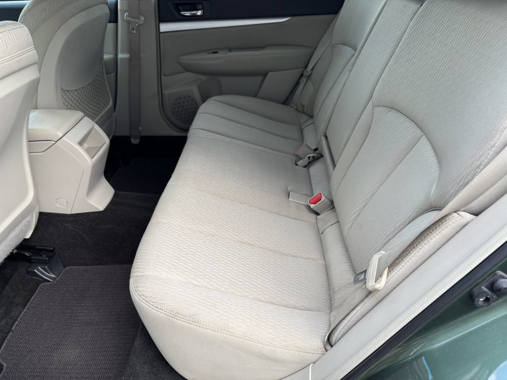 Used 2012 Subaru Outback 2.5i Premium AWD/4WD image 23
