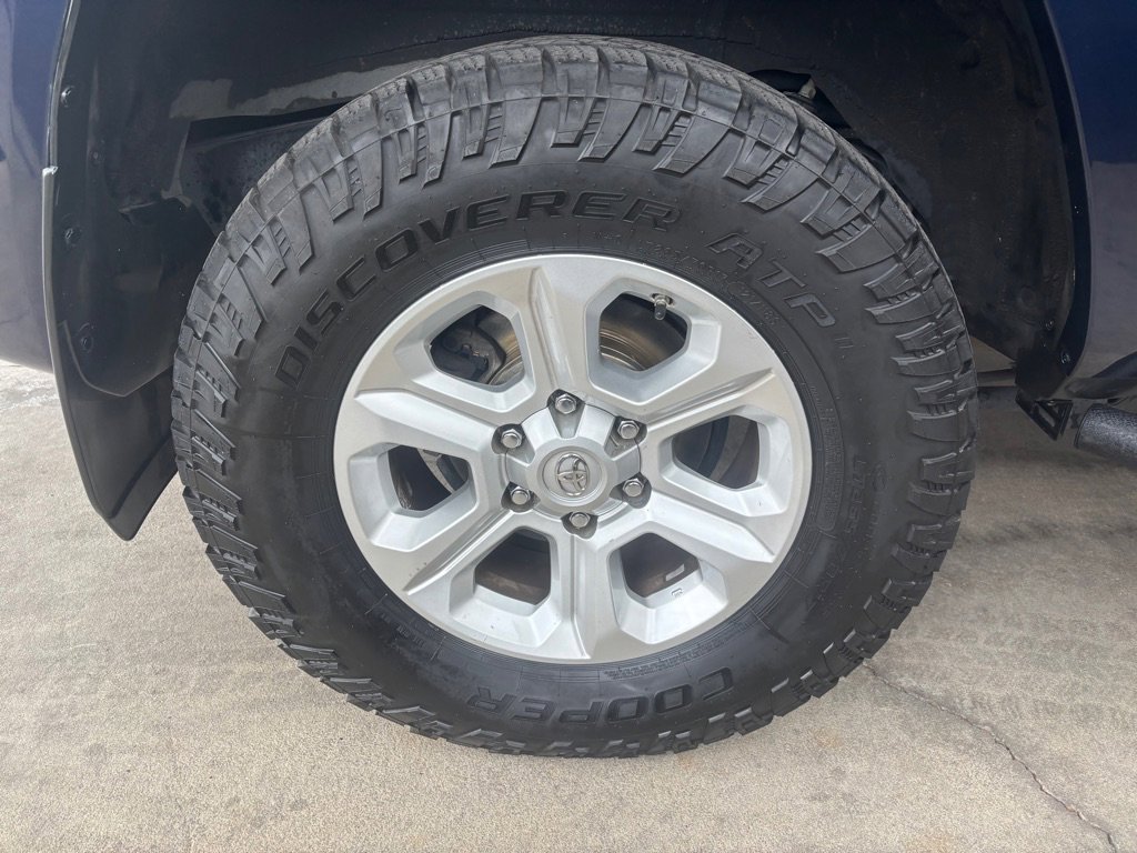Used 2019 Toyota 4Runner SR5 Premium AWD/4WD image 58