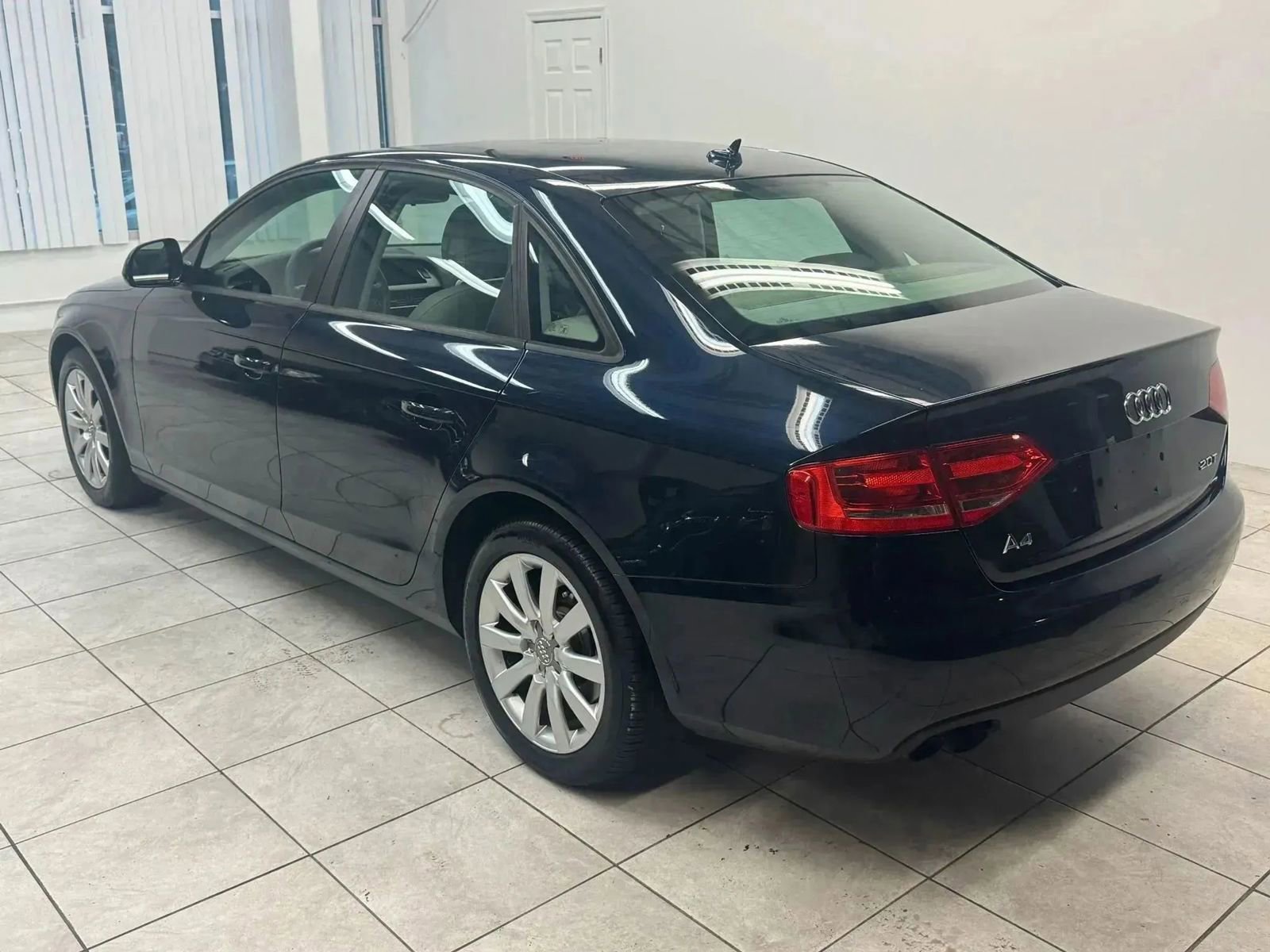 Used 2009 Audi A4 2.0T image 7