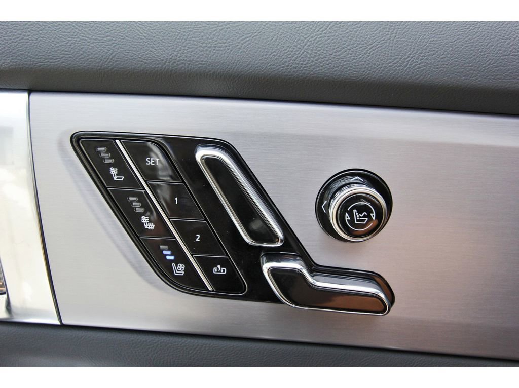 New 2026 Cadillac Vistiq Sport image 22