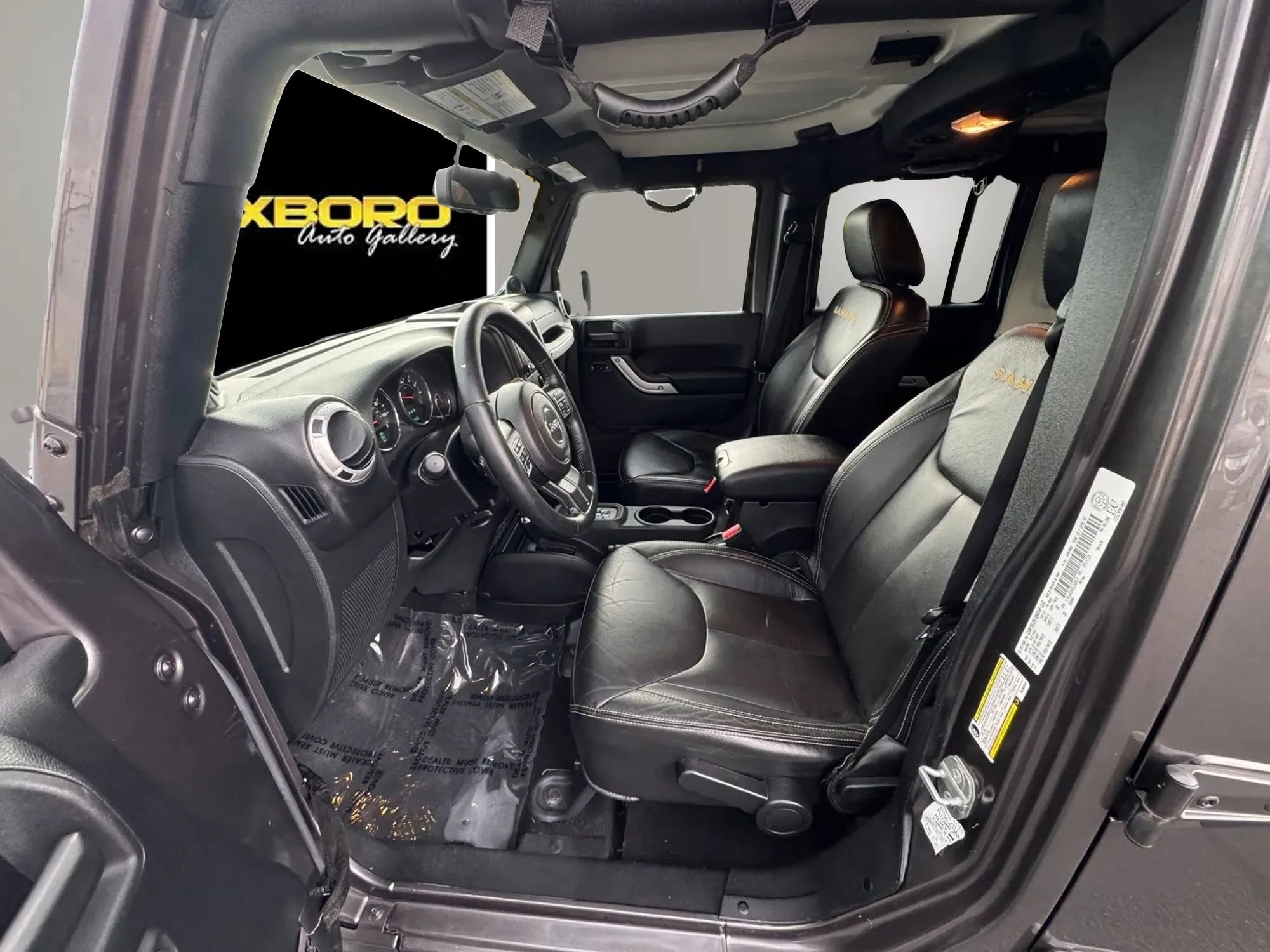 Used 2014 Jeep Wrangler Unlimited Sahara w/ Dual Top Group image 9