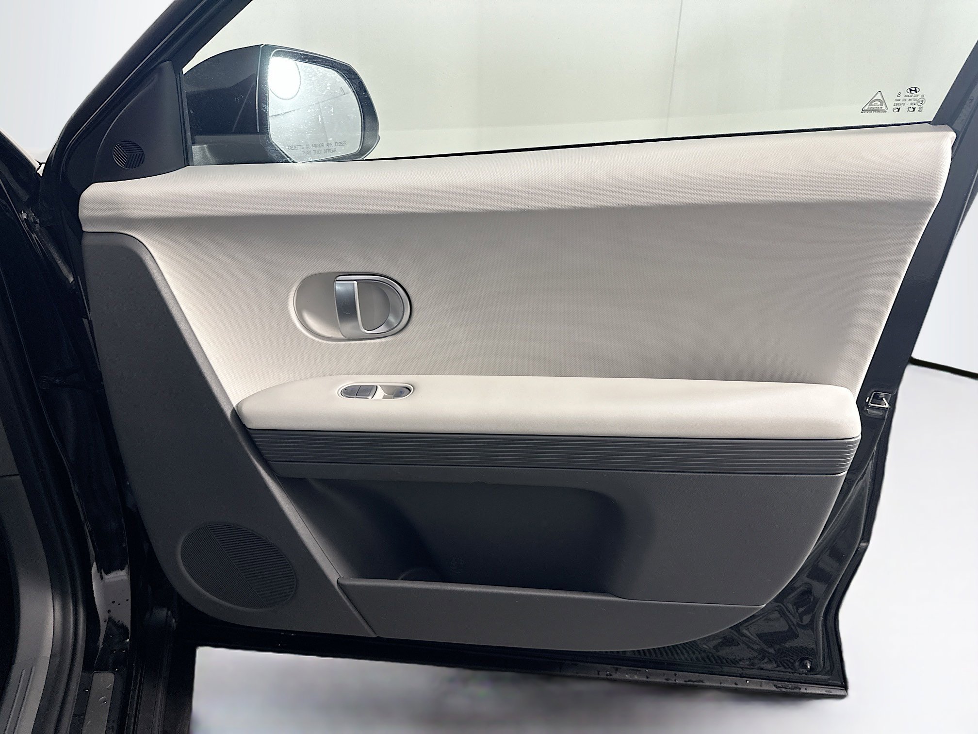 Used 2024 Hyundai Ioniq 5 SEL image 33