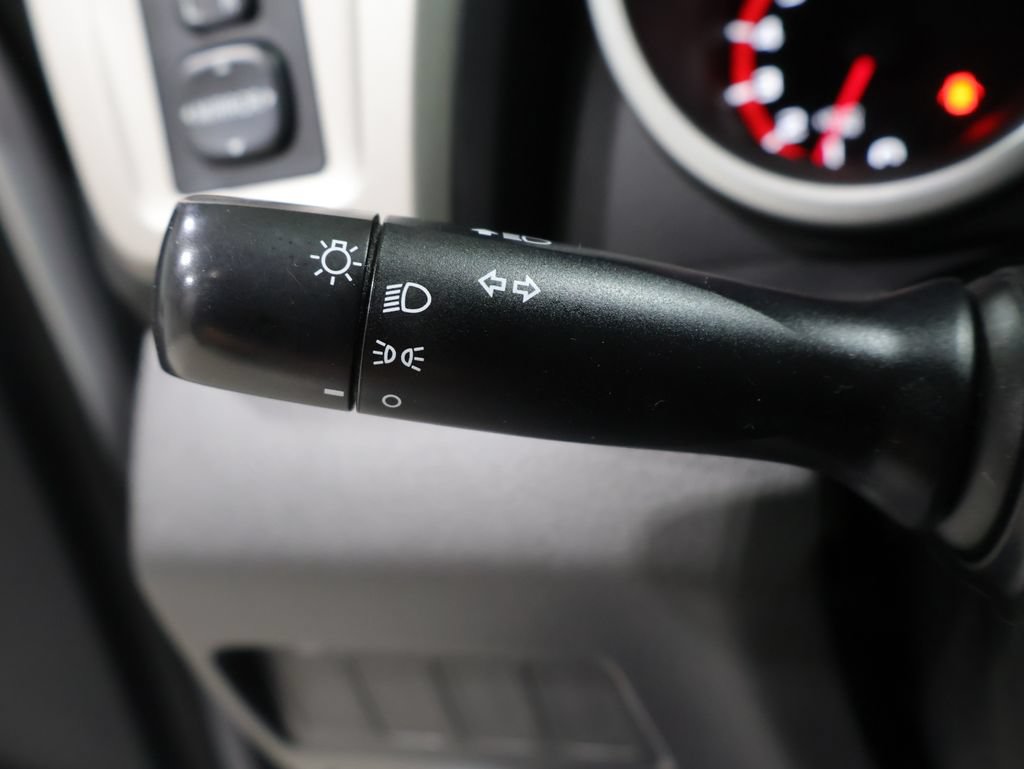 Used 2009 Toyota Matrix FWD image 27