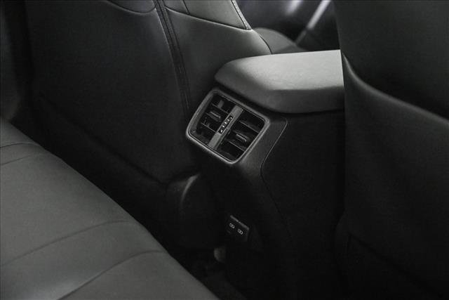 Used 2022 Lexus UX 200 UX 200 image 18