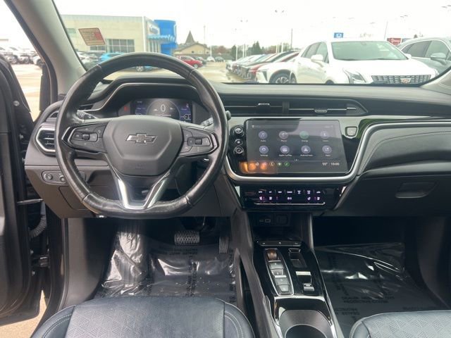Used 2022 Chevrolet Bolt EUV LT w/ Convenience Package image 18