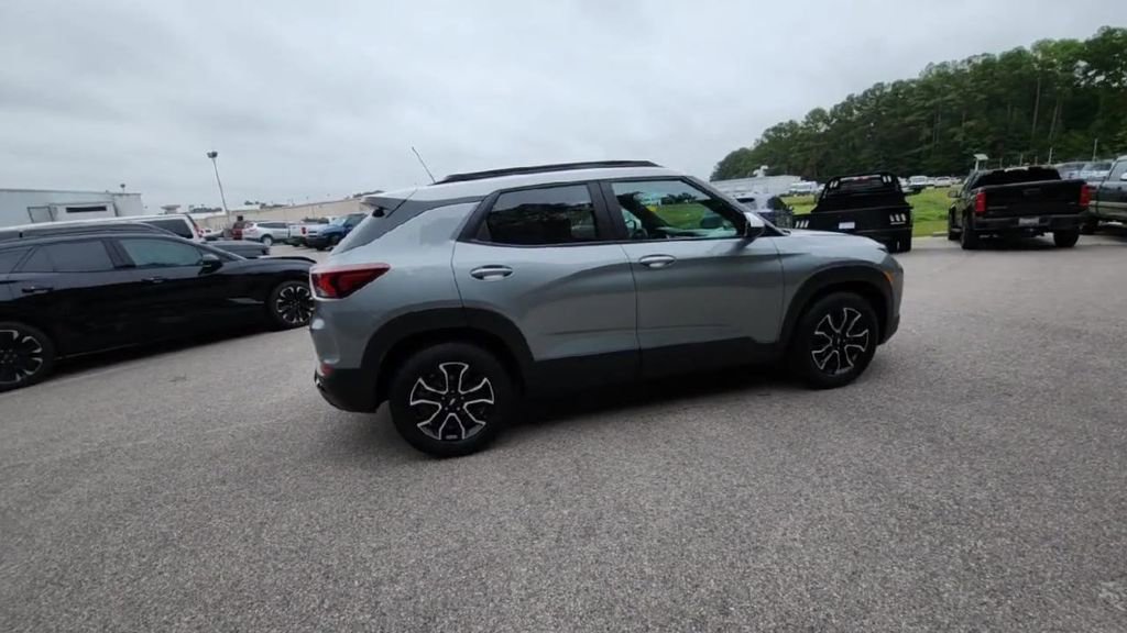 Certified 2023 Chevrolet TrailBlazer ACTIV w/ Sun and Liftgate Package image 5