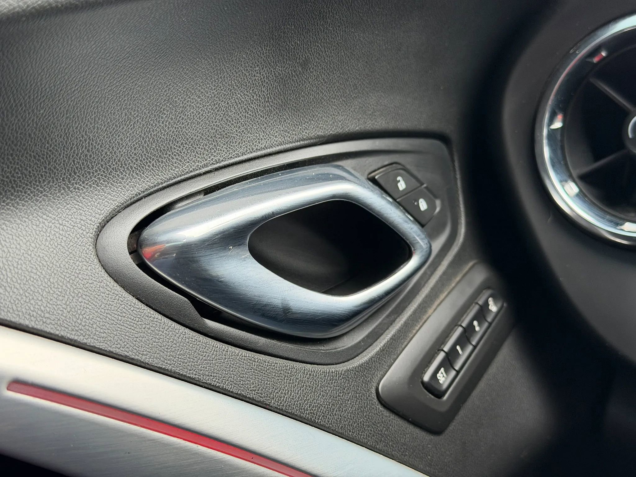 Used 2019 Chevrolet Camaro SS RWD image 21