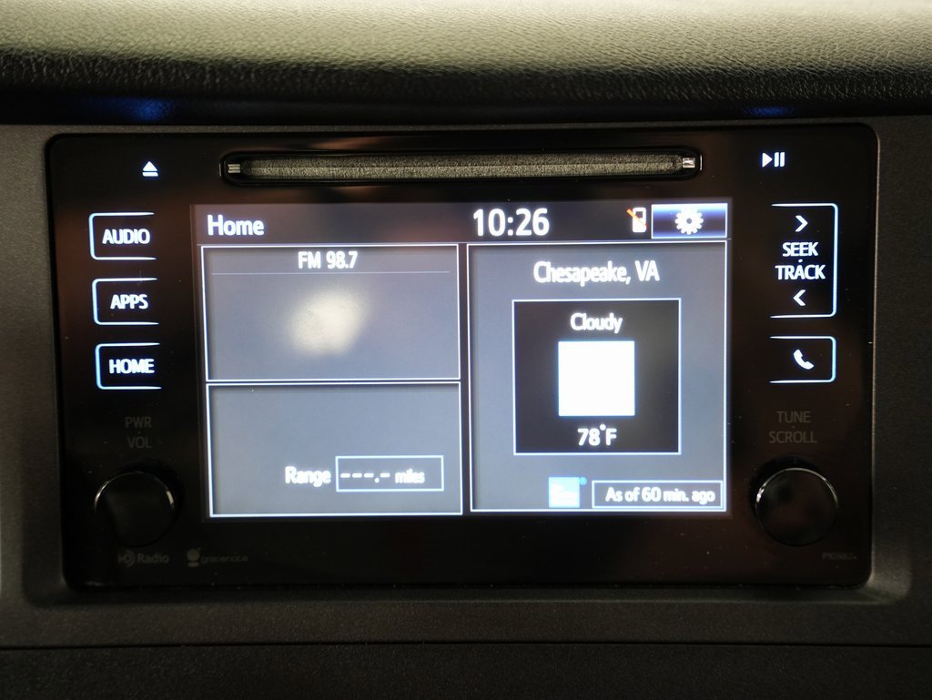 Used 2015 Toyota Sienna LE image 17