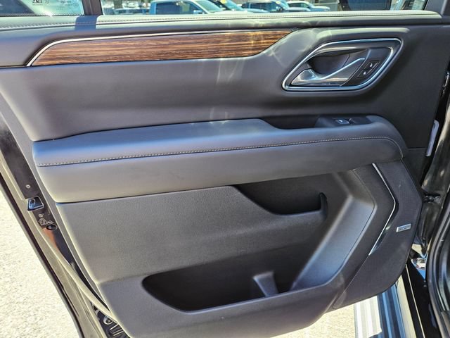 Used 2024 Chevrolet Suburban High Country w/ Advanced Technology Package AWD/4WD image 21