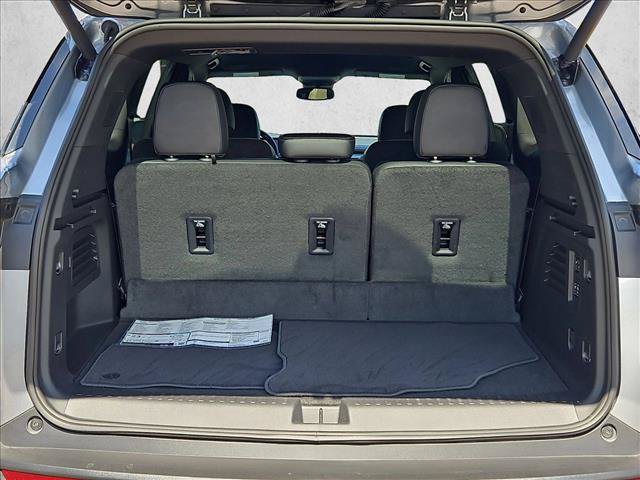 Certified 2025 Buick Enclave Preferred w/ Super Cruise Package FWD image 10