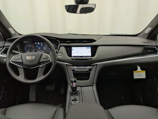 Used 2026 Cadillac XT5 Premium Luxury w/ Driver Assist Package AWD/4WD image 23
