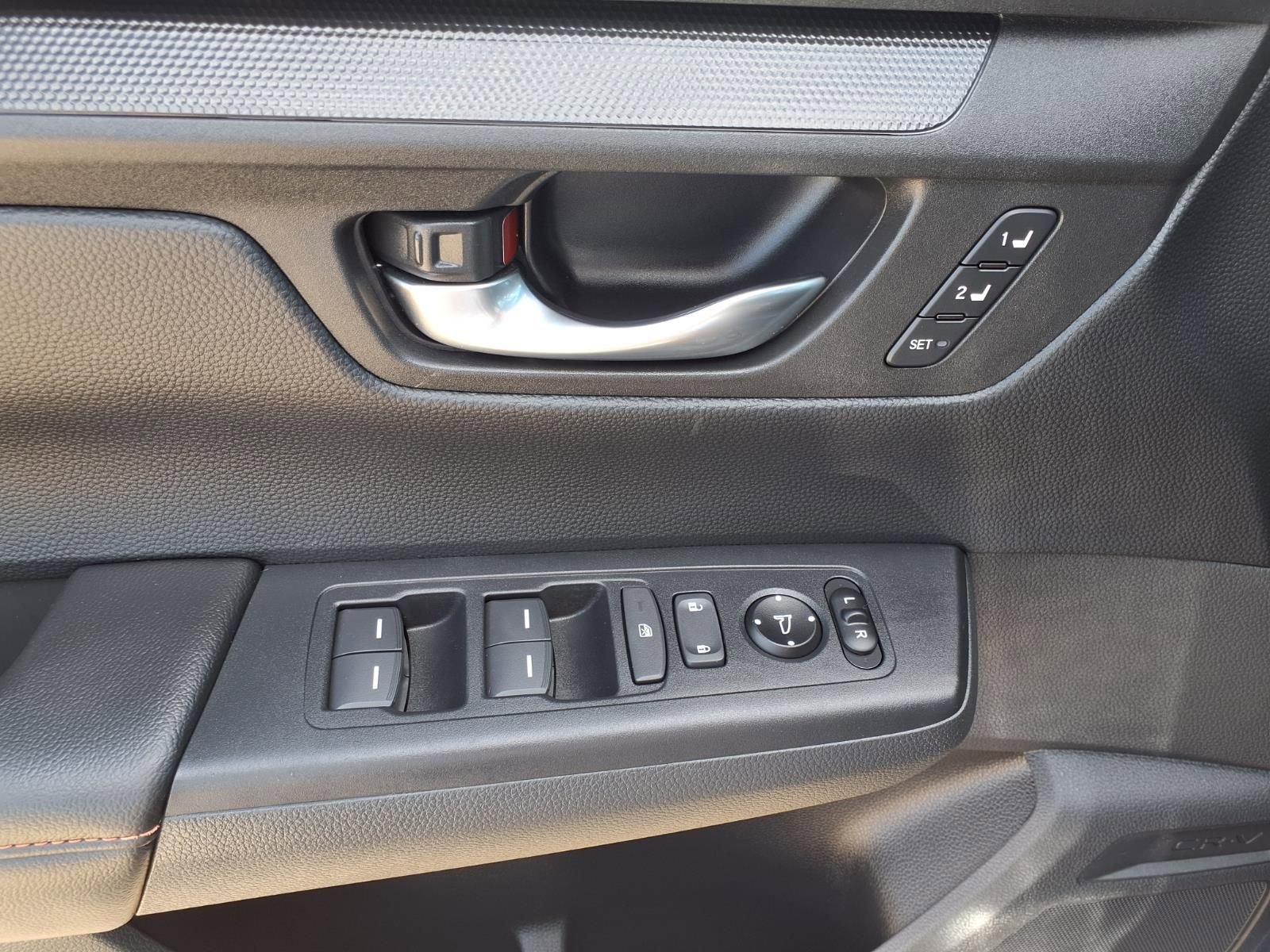 Used 2025 Honda CR-V Sport-L image 23