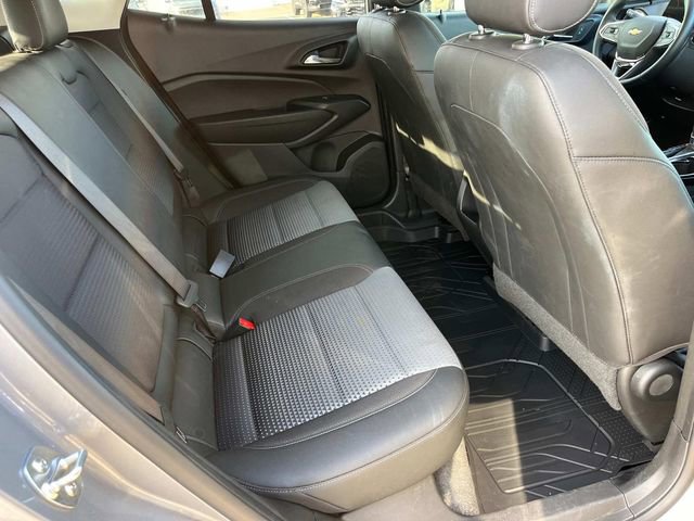 Certified 2025 Chevrolet Trax LT w/ LT Convenience Package image 24