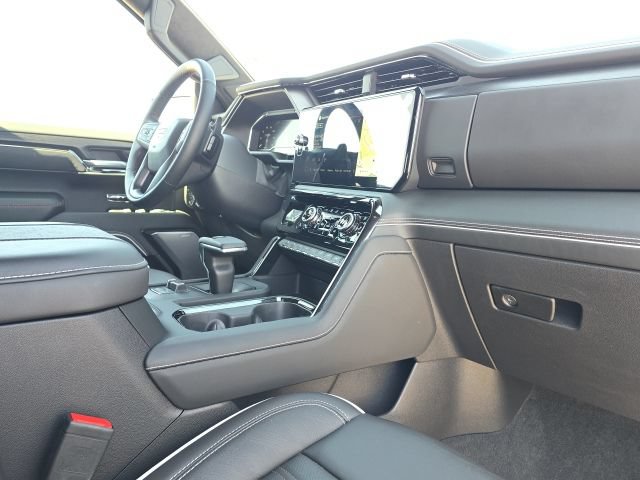 Used 2025 GMC Sierra 1500 AT4X AWD/4WD image 22