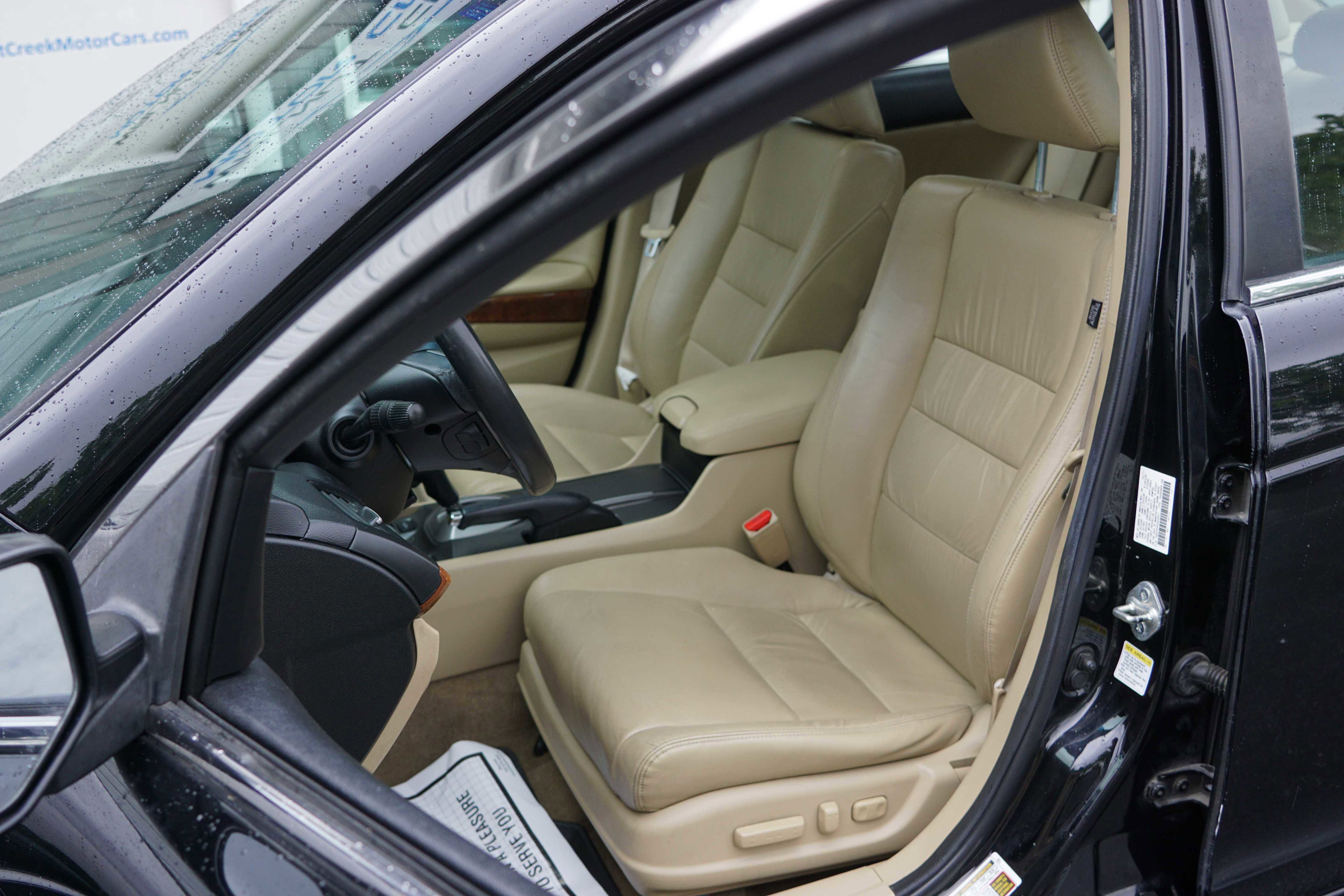 Used 2012 Honda Accord EX-L image 37