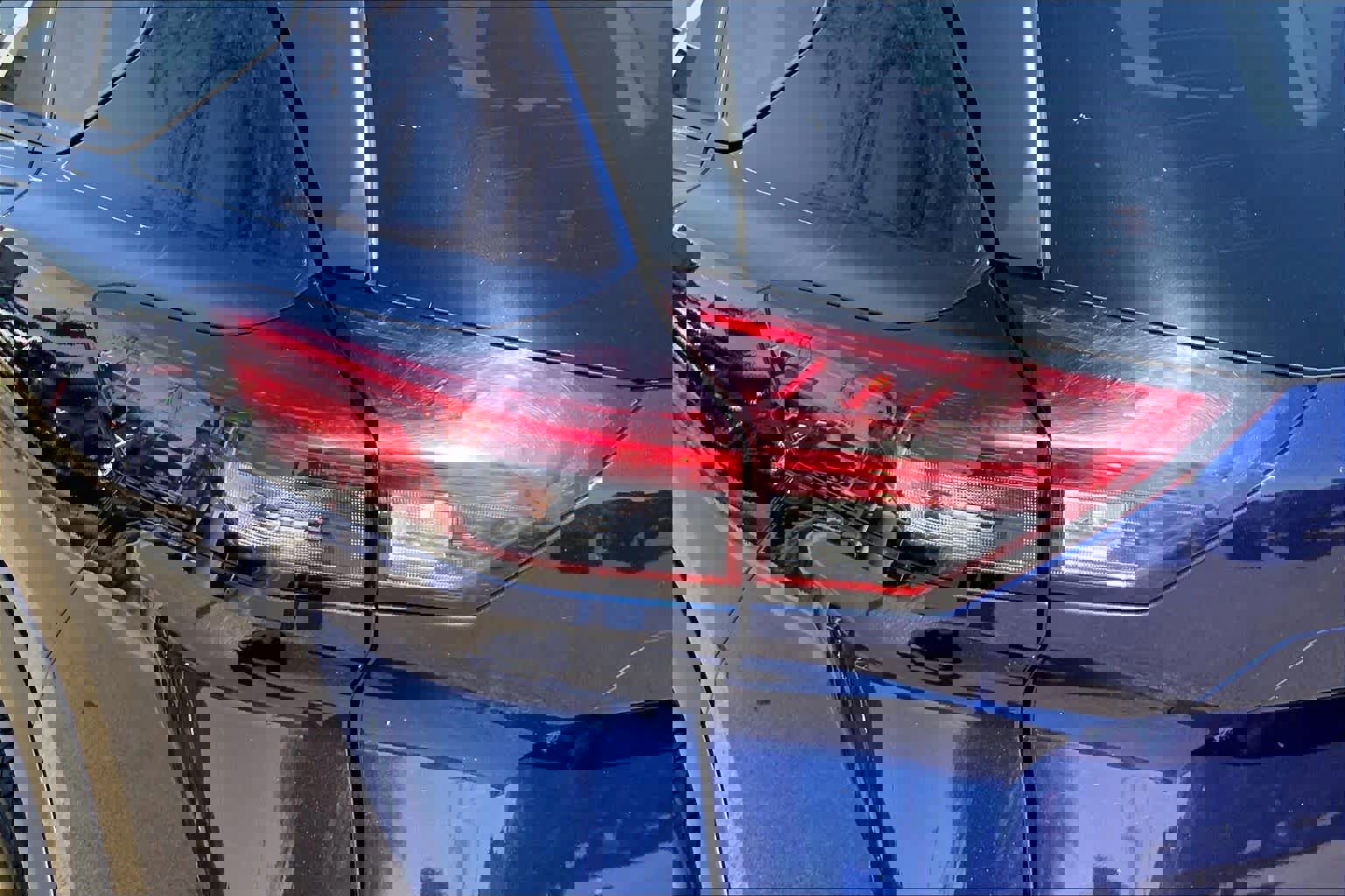 Used 2024 Nissan Rogue SV image 29