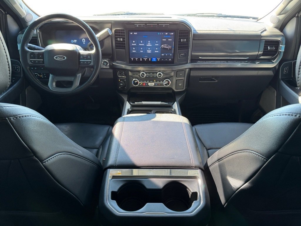 Used 2024 Ford F350 Lariat image 10