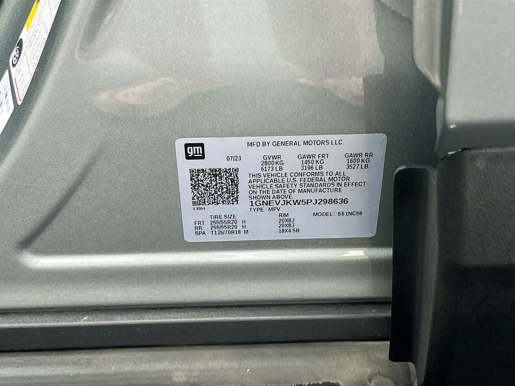 Used 2023 Chevrolet Traverse RS image 34