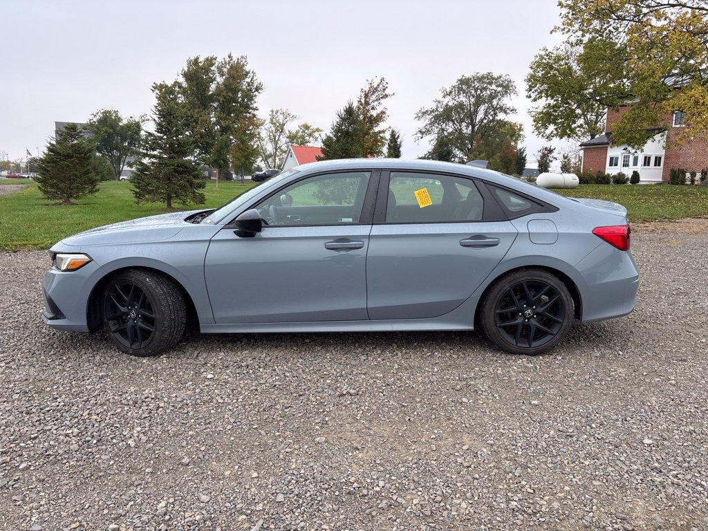 Used 2023 Honda Civic Sport image 7