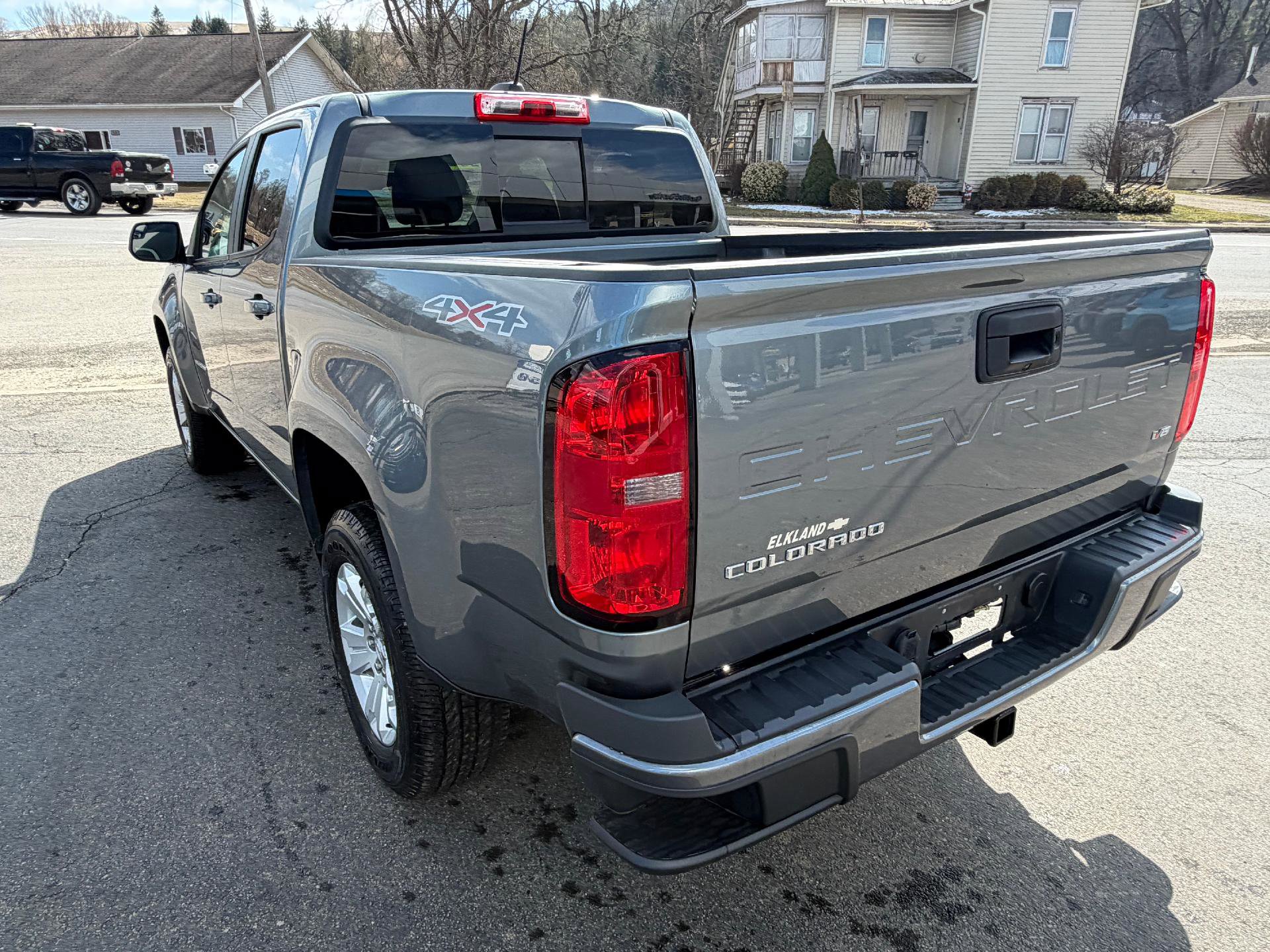 Used 2022 Chevrolet Colorado LT w/ LT Convenience Package image 7