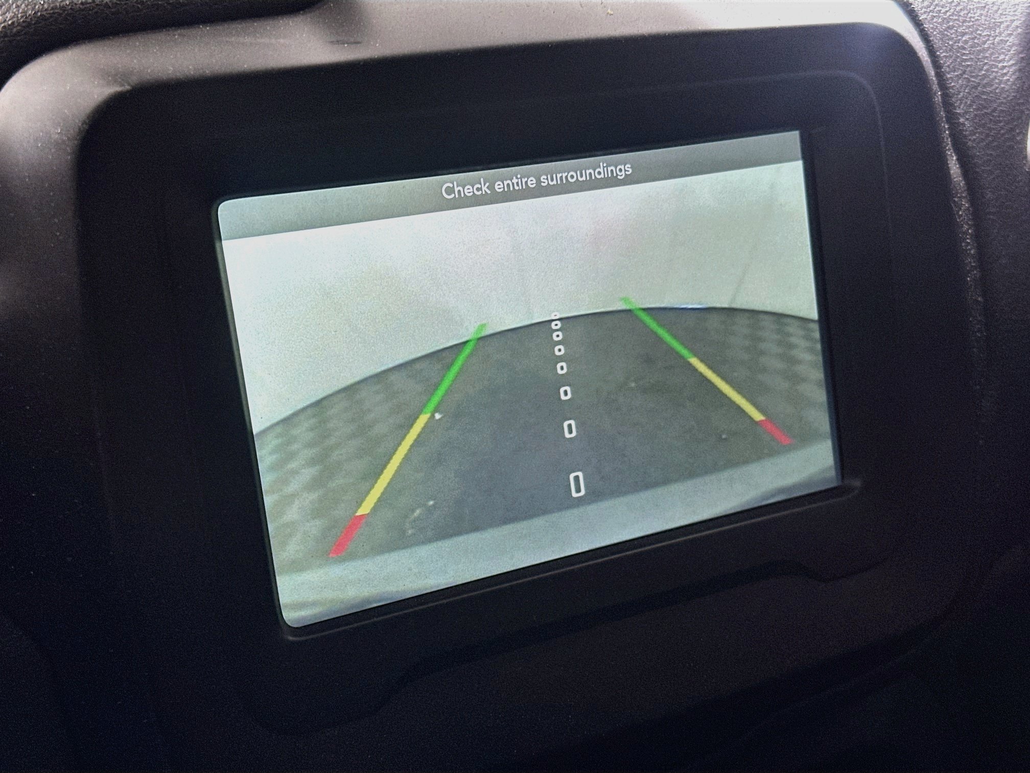 Used 2019 Jeep Renegade Latitude w/ Cold Weather Group FWD image 21
