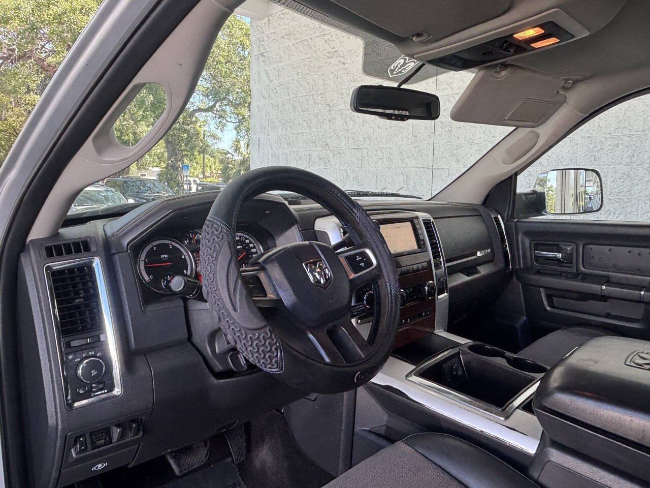Used 2011 RAM 3500 Laramie AWD/4WD image 14