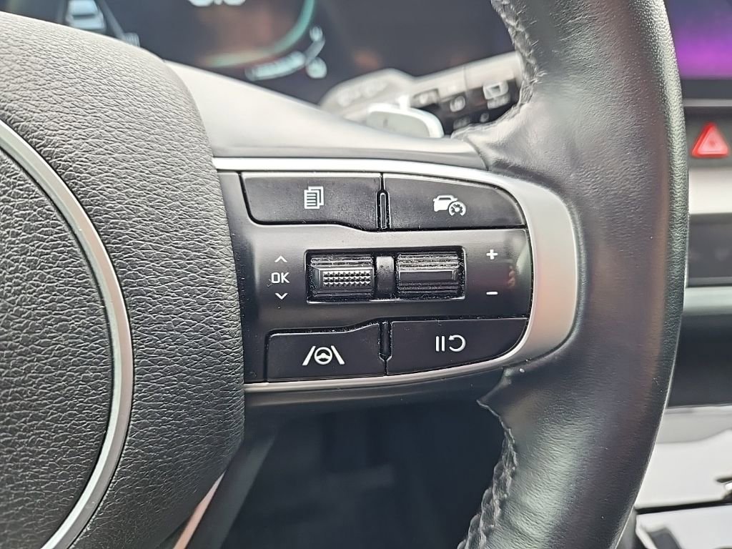 Used 2023 Kia Sportage EX w/ EX Premium Package image 17