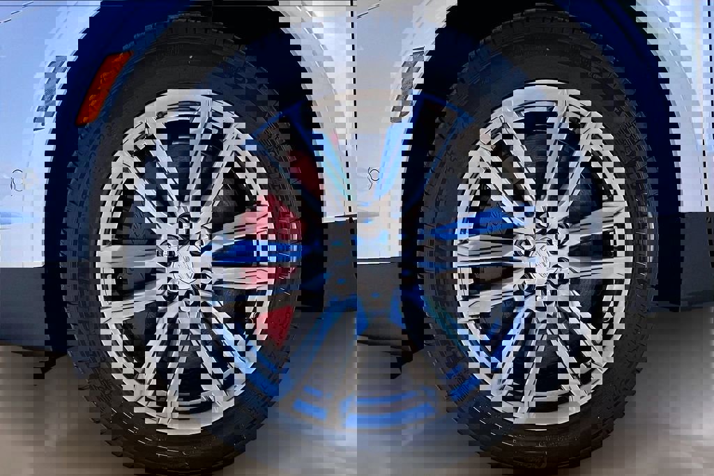 New 2026 Cadillac XT5 Sportv w/ LPO, Floor Liner Package image 12