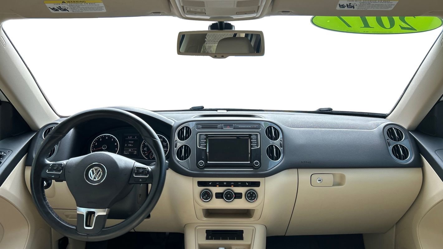 Used 2017 Volkswagen Tiguan S image 26