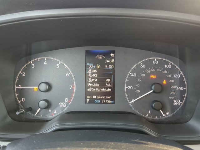 Certified 2023 Toyota Corolla Cross L image 10