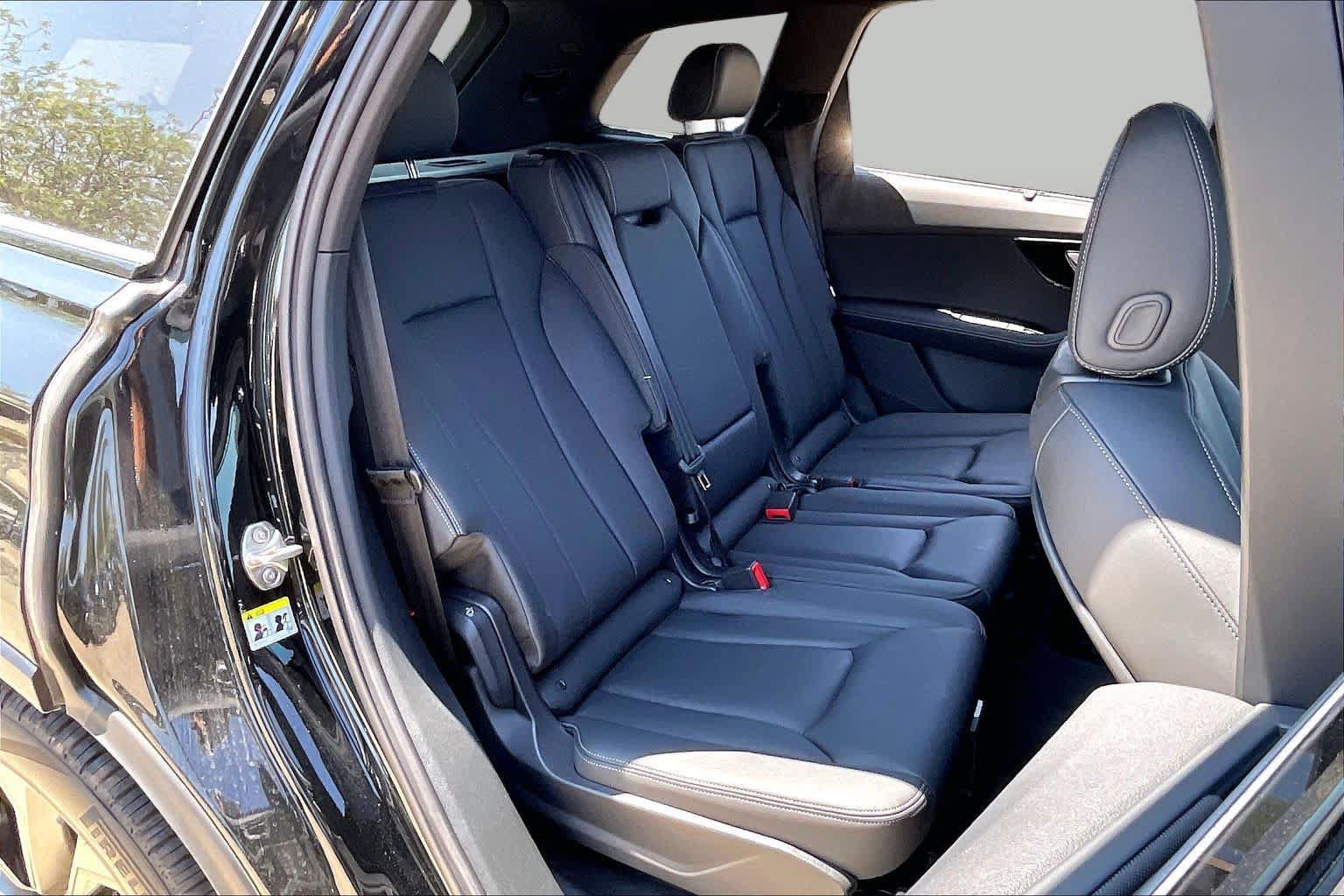 Used 2026 Audi Q7 3.0T Premium Plus AWD/4WD image 19