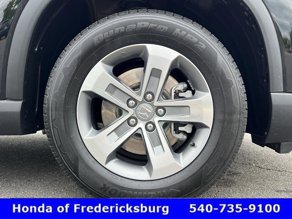 Used 2025 Honda Pilot EX-L image 10