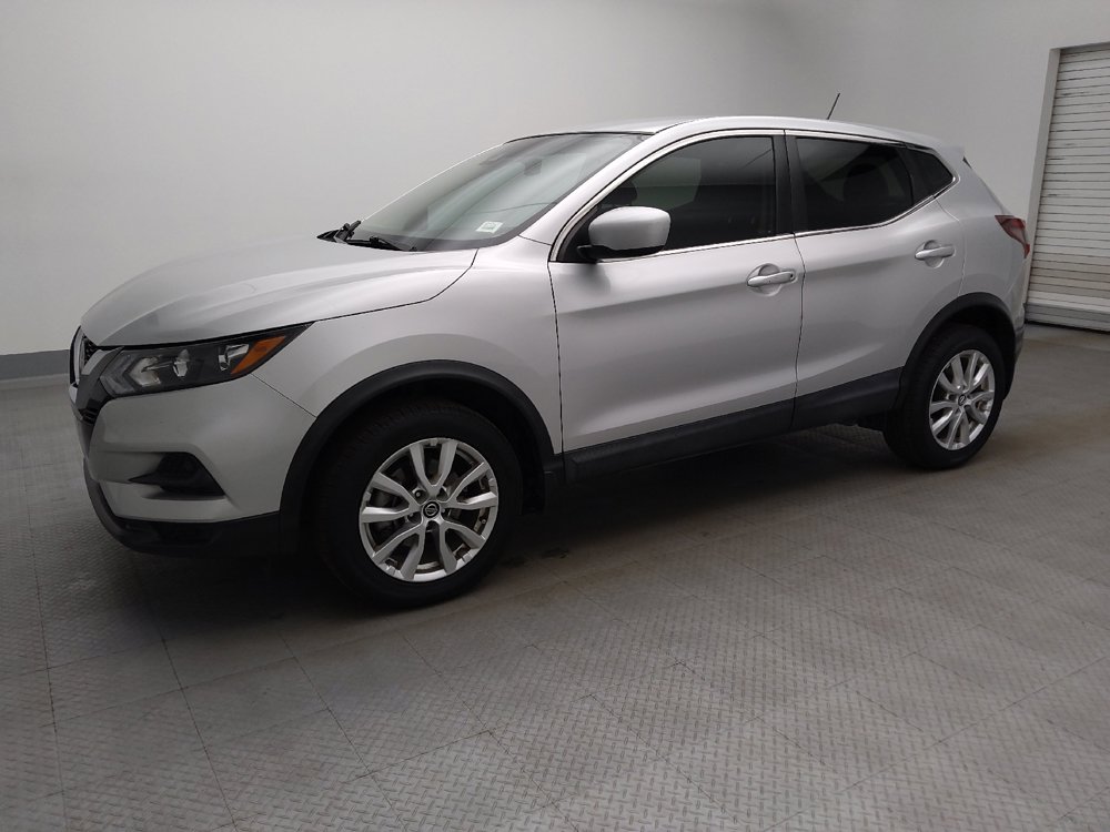 Used 2020 Nissan Rogue Sport S w/ Appearance Package FWD image 2