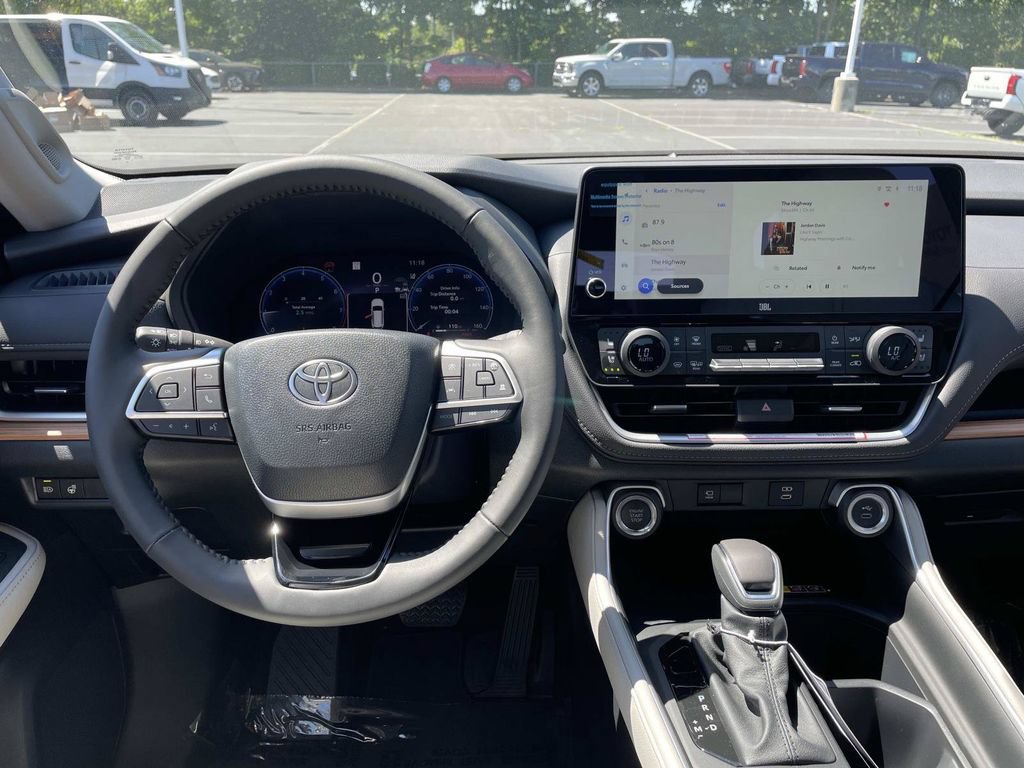 New 2026 Toyota Grand Highlander AWD image 21