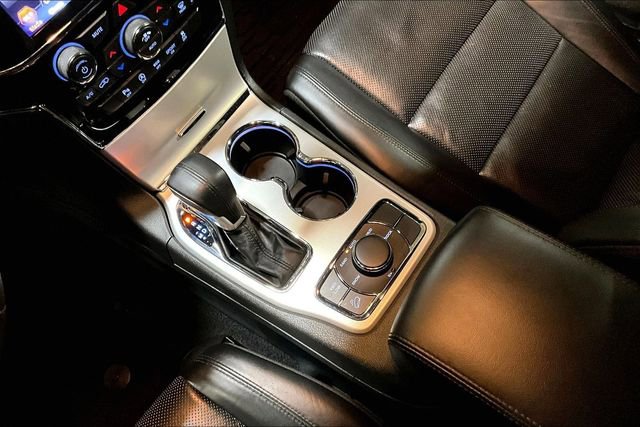 Used 2019 Jeep Grand Cherokee Limited w/ Luxury Group II image 34