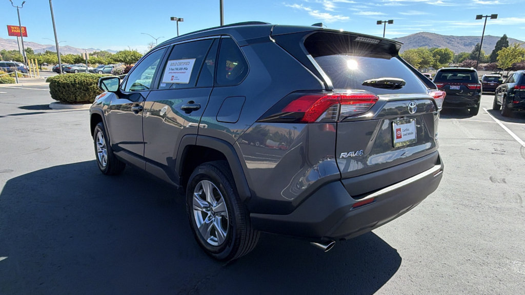 Certified 2025 Toyota RAV4 XLE AWD/4WD image 5